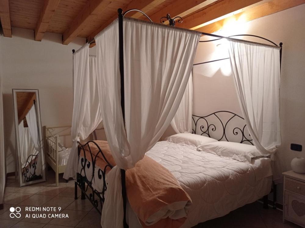 Casa Delle Api Apartment Pisogne Ngoại thất bức ảnh