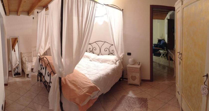 Casa Delle Api Apartment Pisogne Ngoại thất bức ảnh