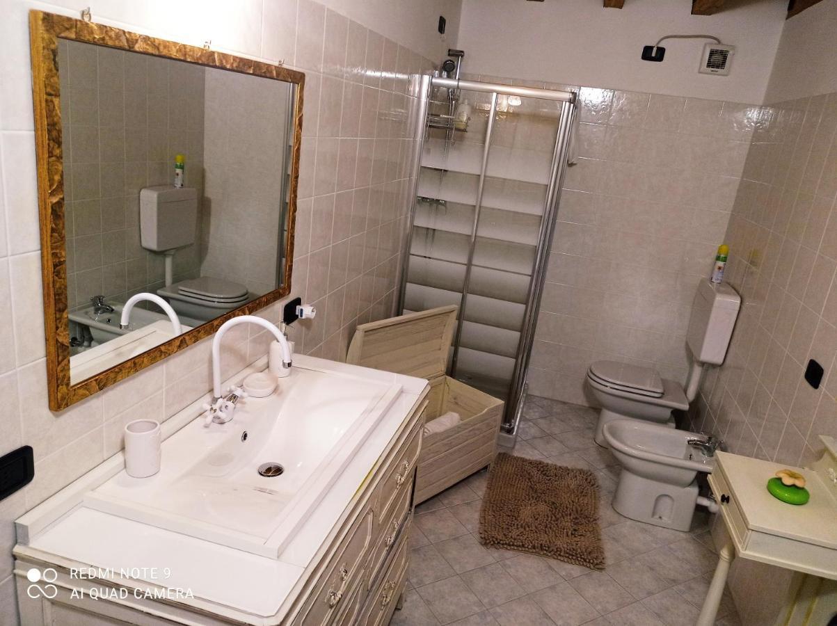 Casa Delle Api Apartment Pisogne Ngoại thất bức ảnh